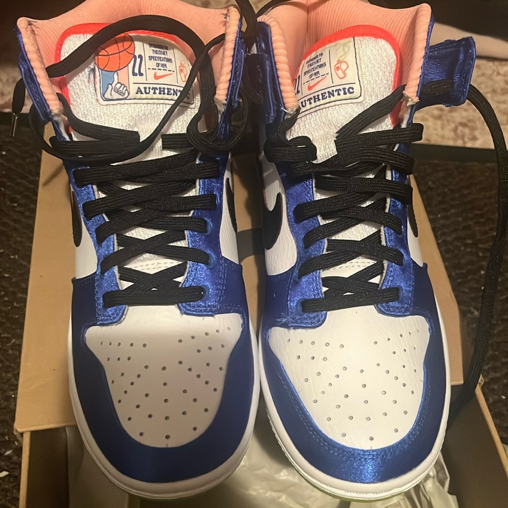Nike dunk high women’s